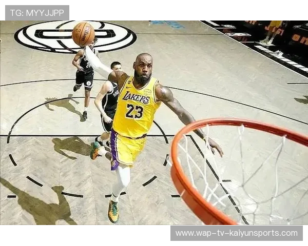 詹姆斯关键时刻三分不中湖人丧失反超良机